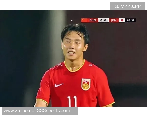 禁区内明显犯规帅惟浩遭无视球员集体抗议引发争议