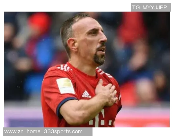 里贝里重返米兰训练基地与球迷互动官方社交媒体热情欢迎他回归