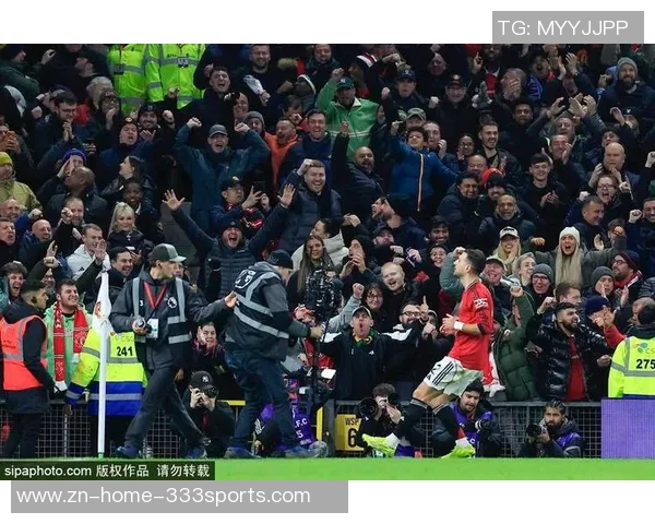 电讯报：梅努引发十多队关注曼联内部对其现状深感忧虑