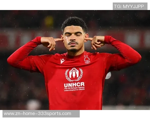 诺丁汉森林正式投诉曼城比赛判罚引发广泛关注与讨论